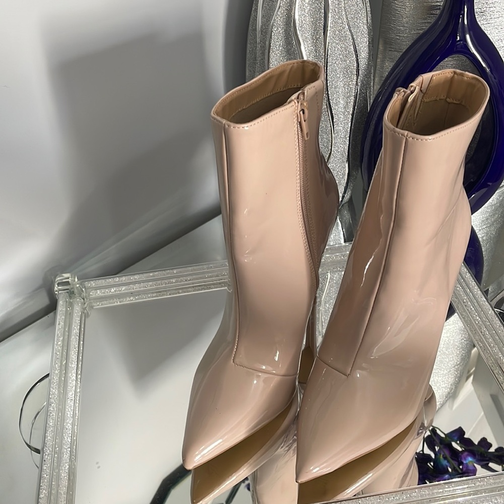 Tan/Blush Ankle Boots